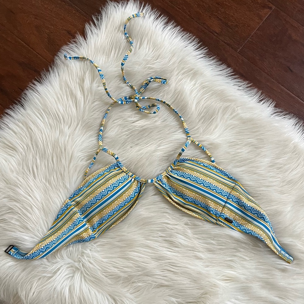 Volcom Bikini Top Size Small - Picture 4 of 6